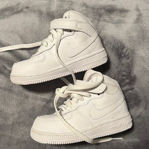 Kids White Nike High tops